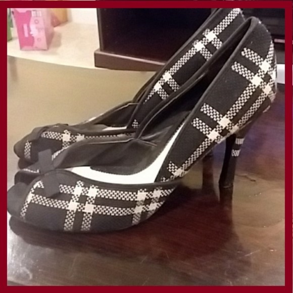 Lela Rose Shoes - Women's Opened Toes heels